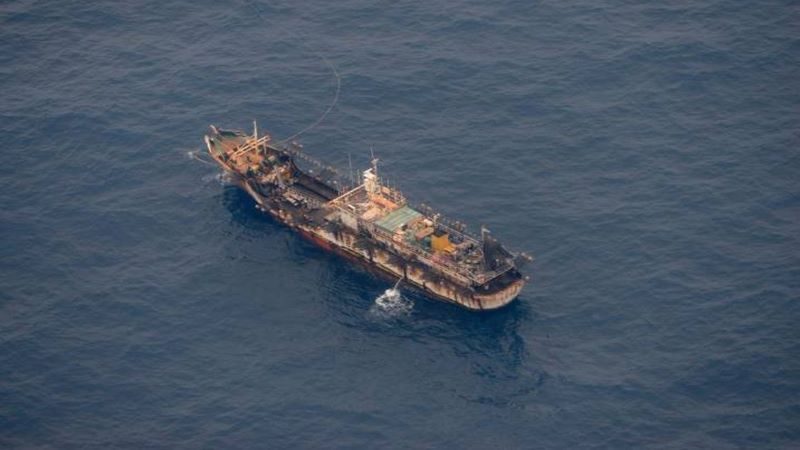 Perú vigila flota de 400 pesqueros frente a sus aguas territoriales