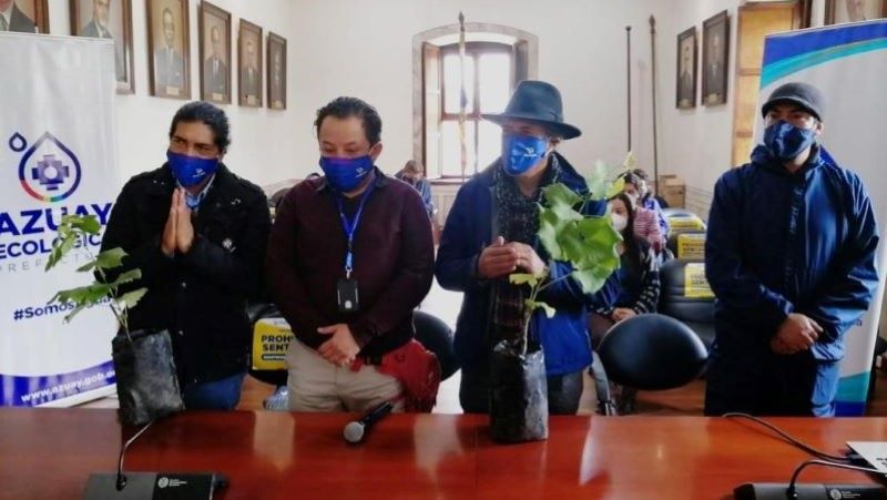 Programa de huertos urbanos beneficiará a 60 familias con comida sana