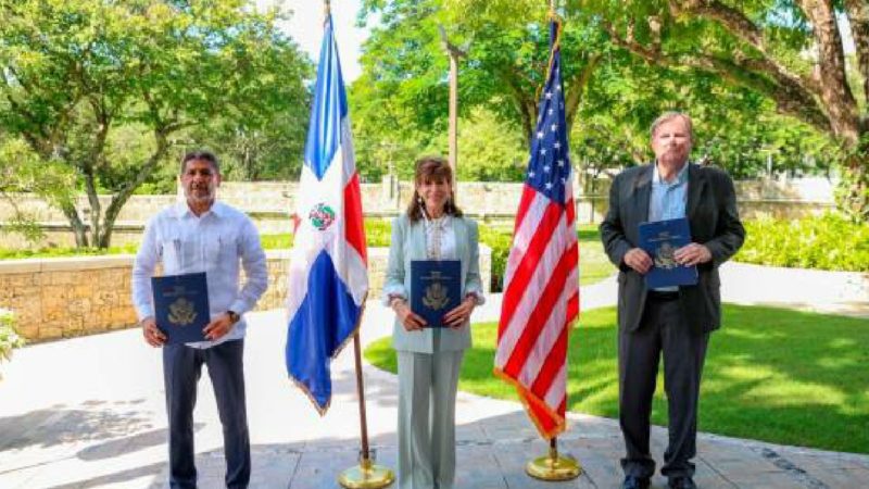 Embajada de EE.UU. financia programa “Comercio Seguro” en apoyo al sector agropecuario