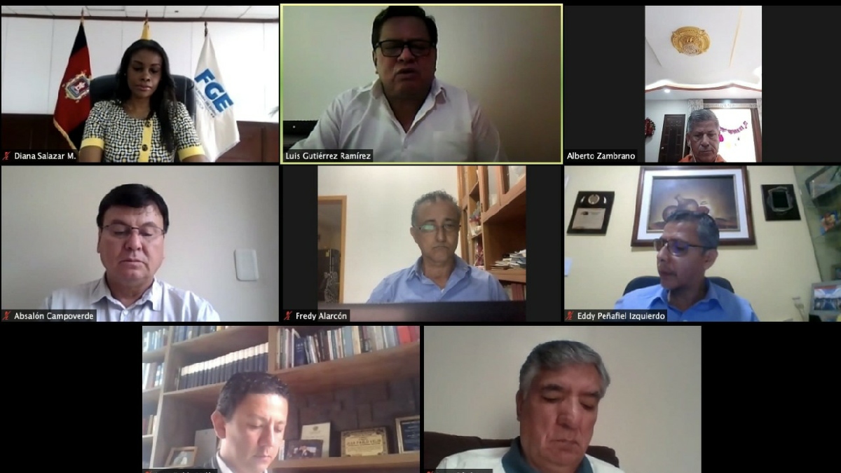 Crimen organizado transnacional está detrás de la pesca ilegal en Galápagos, advierte Fiscal Diana Salazar