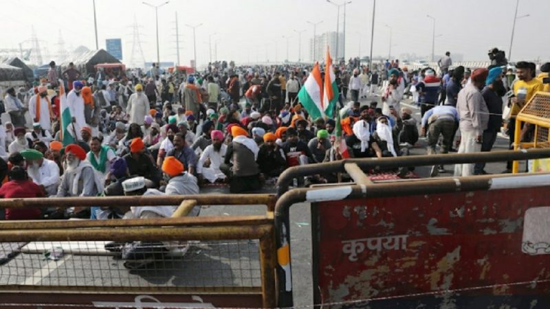 Las protestas contra la apertura de la agricultura india cumplen una semana