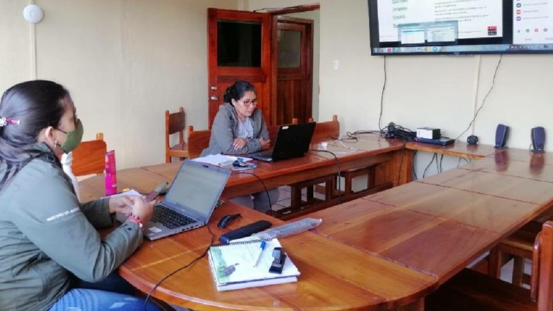 Operadores de alojamiento reciben charla de capacitación