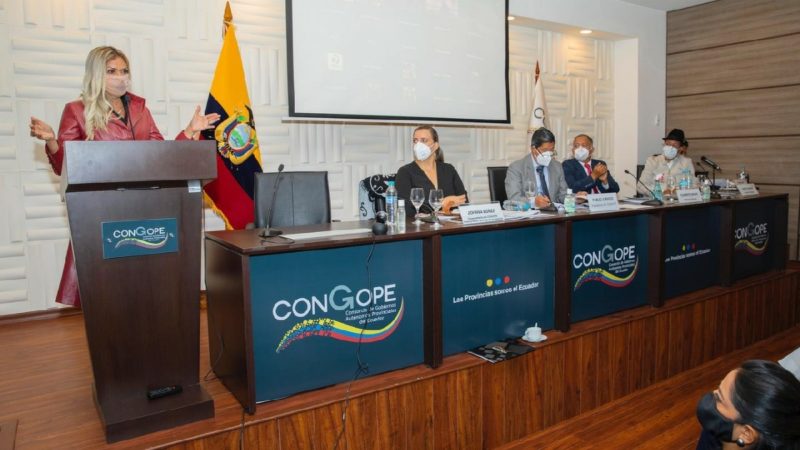 Prefecta  participó de la Asamblea General de Prefectos Provinciales del Ecuador La tarde de ayer, la prefecta del Guayas, Susana González