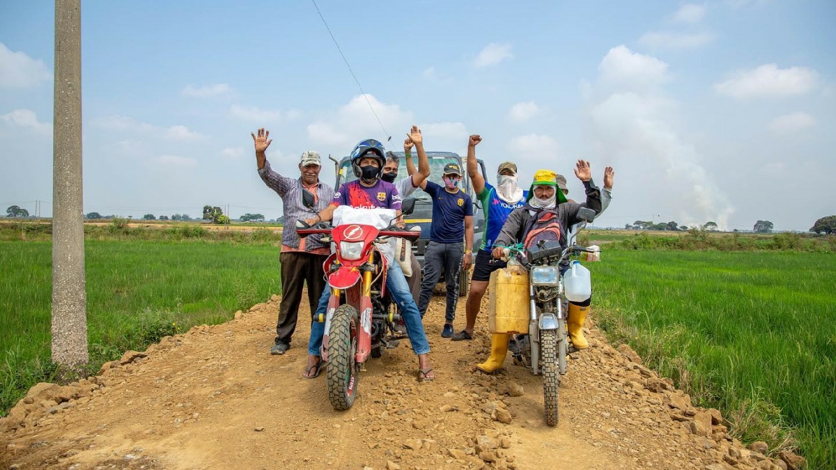 Prefectura de Guayas, trabaja en el mantenimiento de la carretera Las Maravillas