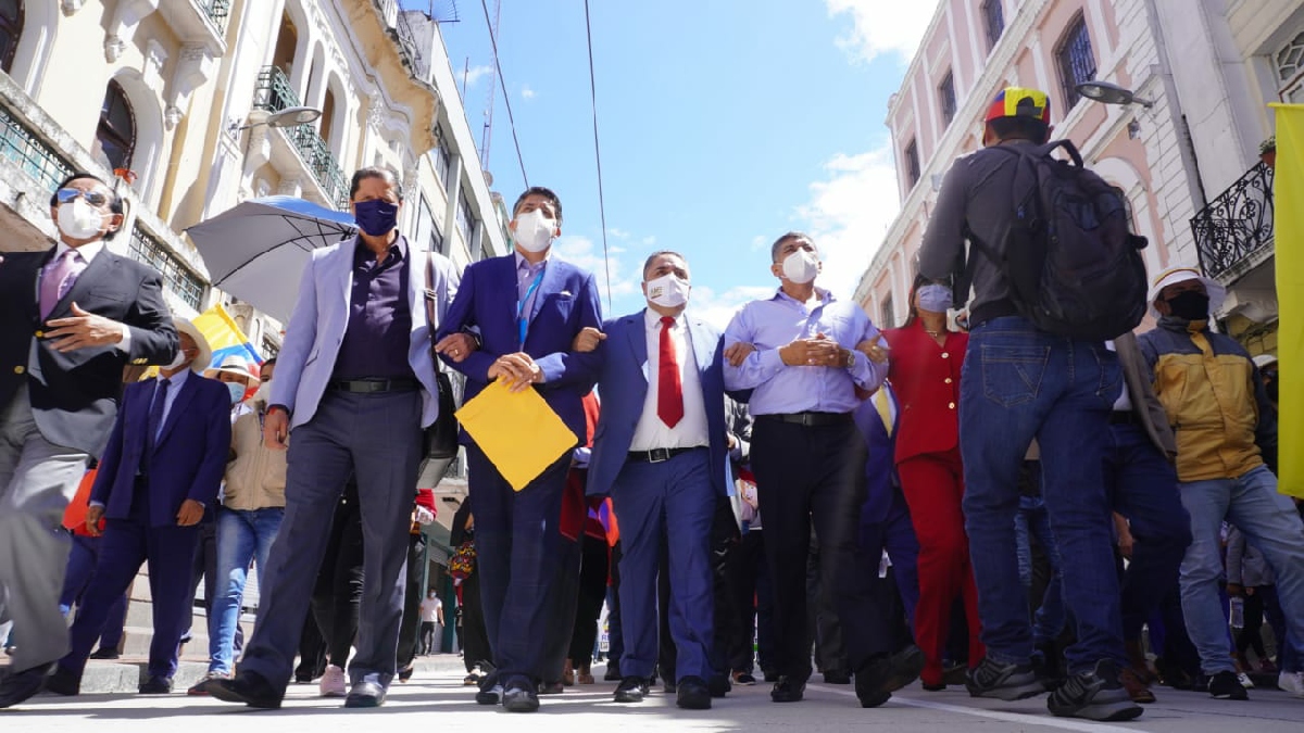 Presidente de AME junto a alcaldes de Girón, Cañar y Guaranda se declaran en huelga de hambre ante negativa del Gobierno
