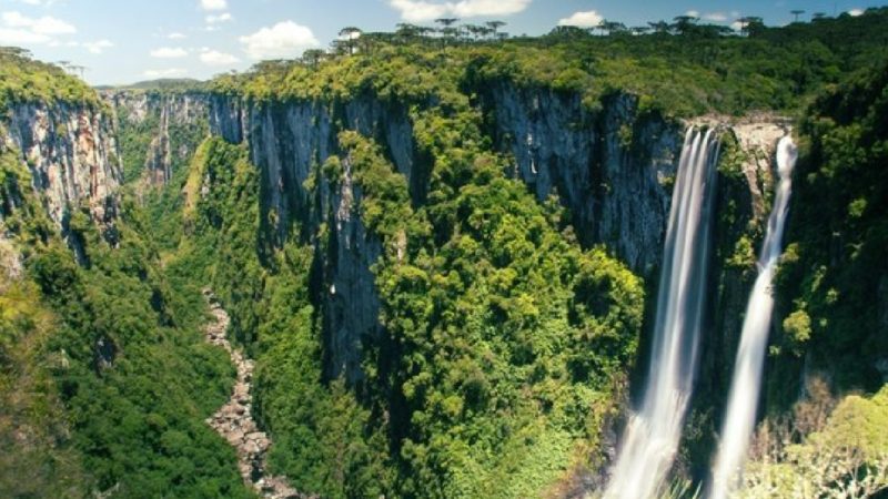 Brasil privatiza parte de sus parques nacionales