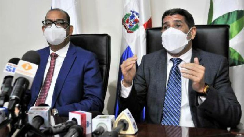 Ministro de Agricultura asegura precios de productos básicos van hacia la baja