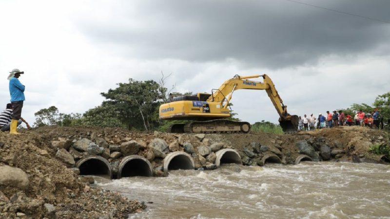Prefectura del Guayas trabaja en cuatro frentes emergentes a consecuencia de las lluvias