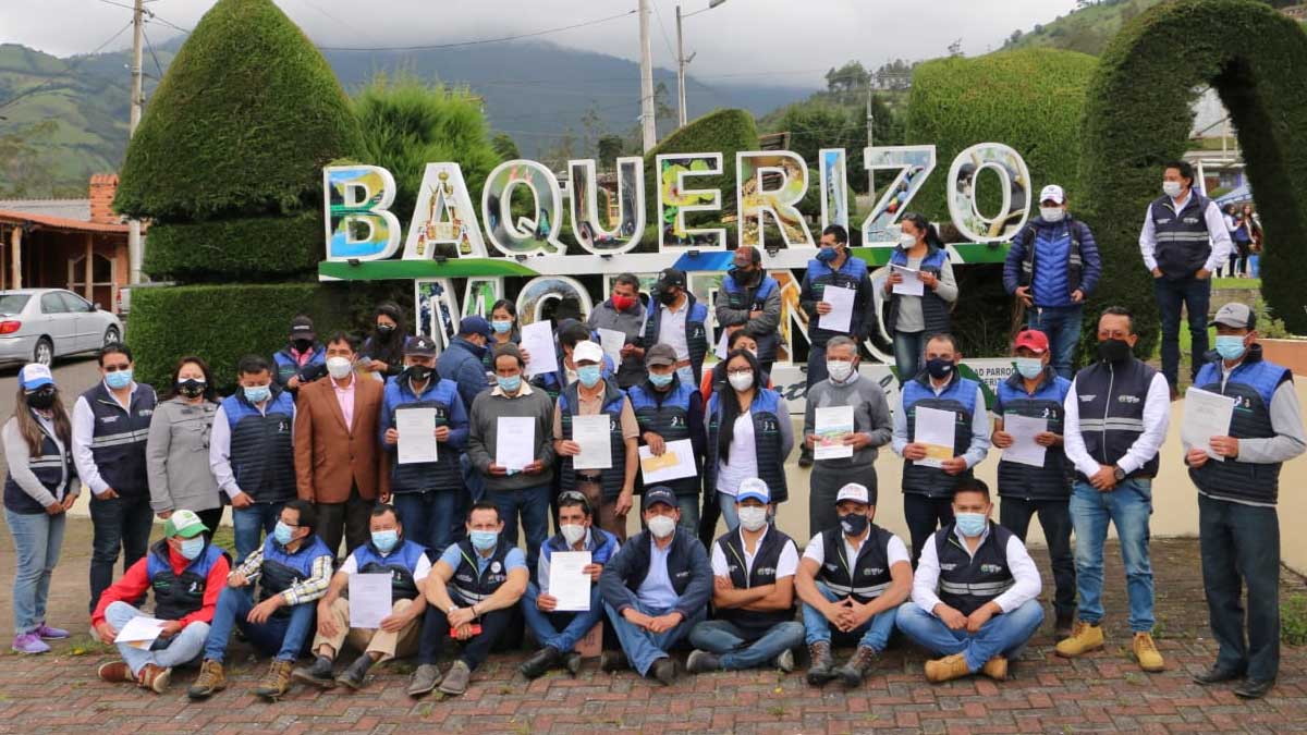 Certificaciones de predios libres de brucelosis y tuberculosis para ganaderos de Tungurahua