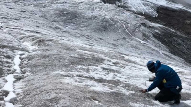LA RADIACIÓN Y OTROS AGENTES CONTAMINANTES PODRÍAN ACABAR CON LOS GLACIARES DEL PAÍS