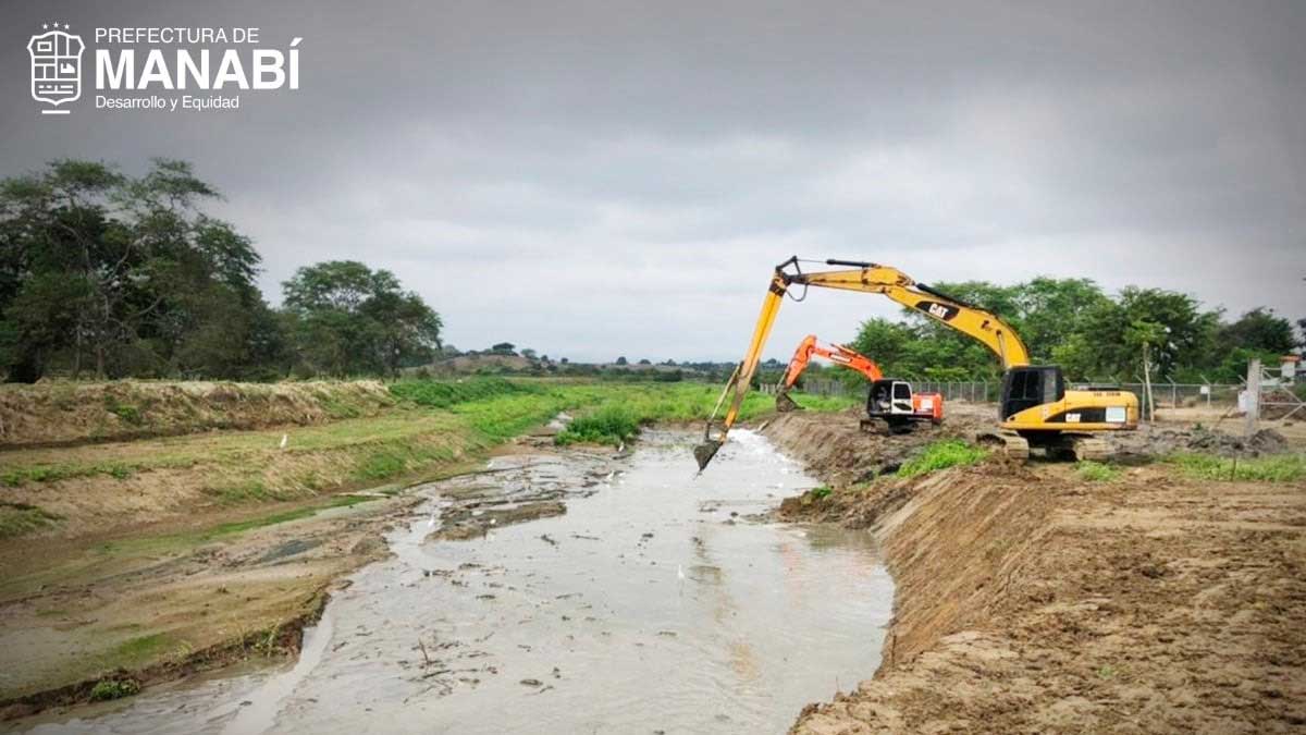 Se trabaja en el estero Maconta – Mata Palo de Tosagua