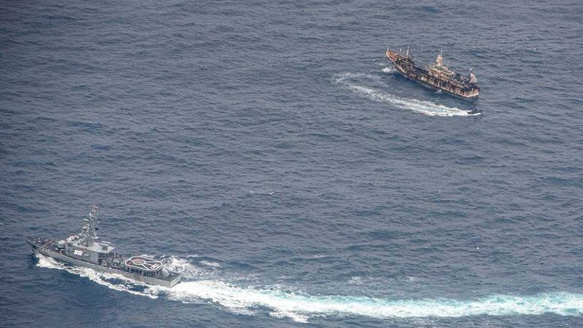 281 barcos chinos acechan a las Galápagos y Ecuador busca cómo protegerse de la pesca ilegal y conservar especies