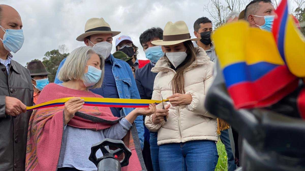 93 familias de Sigchos beneficiadas con un sistema de riego tecnificado