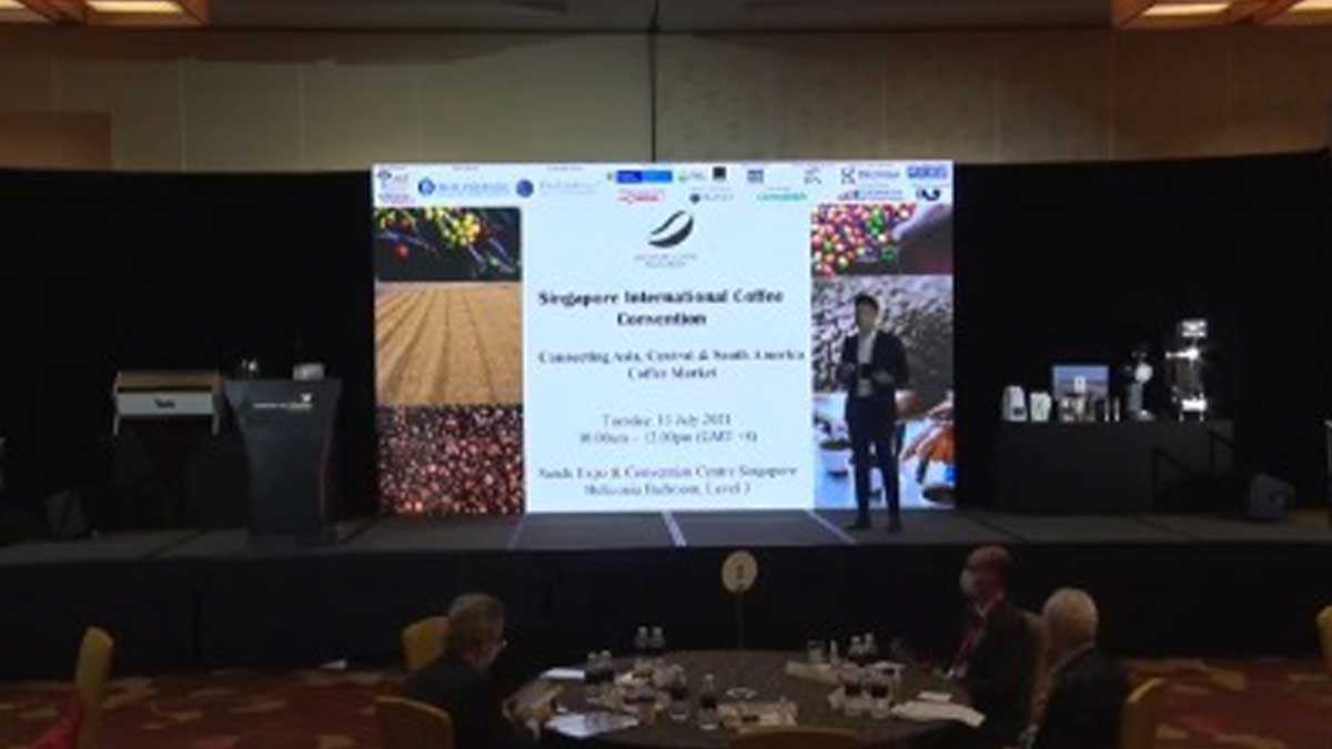 Café ecuatoriano triplicó su precio en una subasta en Singapur