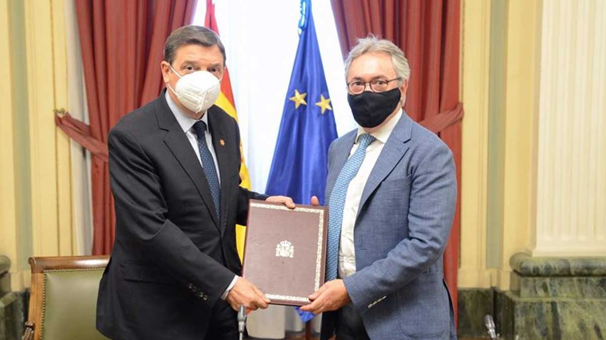 El Ministerio de Agricultura y Fepex firman un convenio para internacionalizar los productos hortofrutícolas