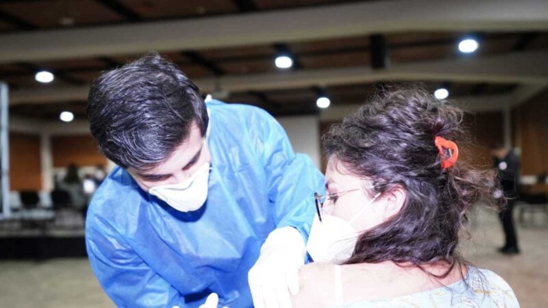 Guayaquil se suma a la vacunación masiva para reactivar al sector turístico