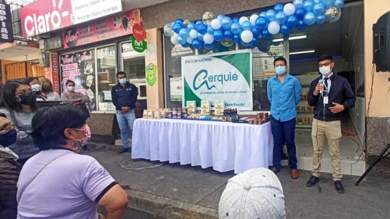 Jóvenes de Chimborazo emprenden para fortalecer la cadena de la quinua