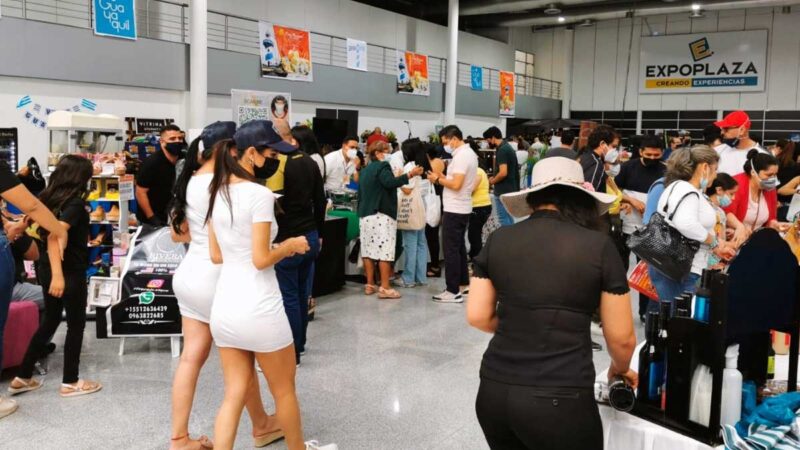 Participa en la feria nacional con productos de emprendedores