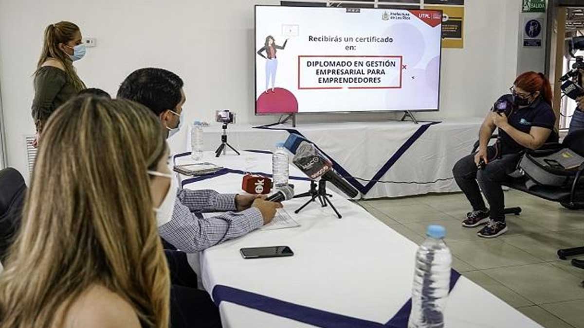 Prefectura promueve diplomado para emprendedores
