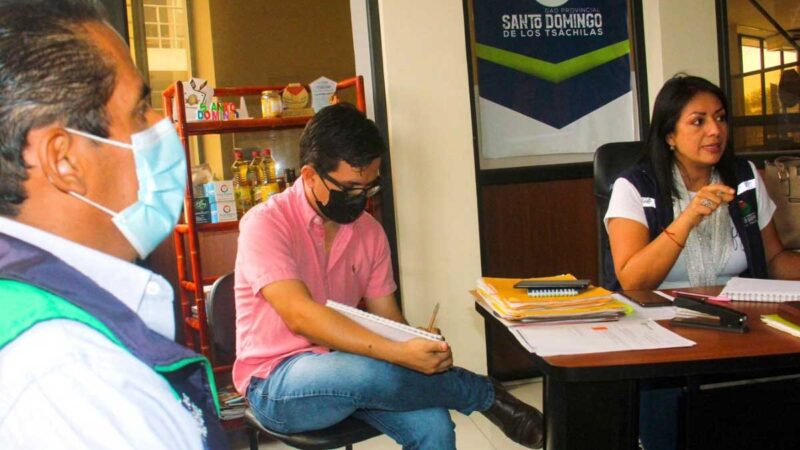 Se realiza mesa técnica del sector lechero en Santo Domingo