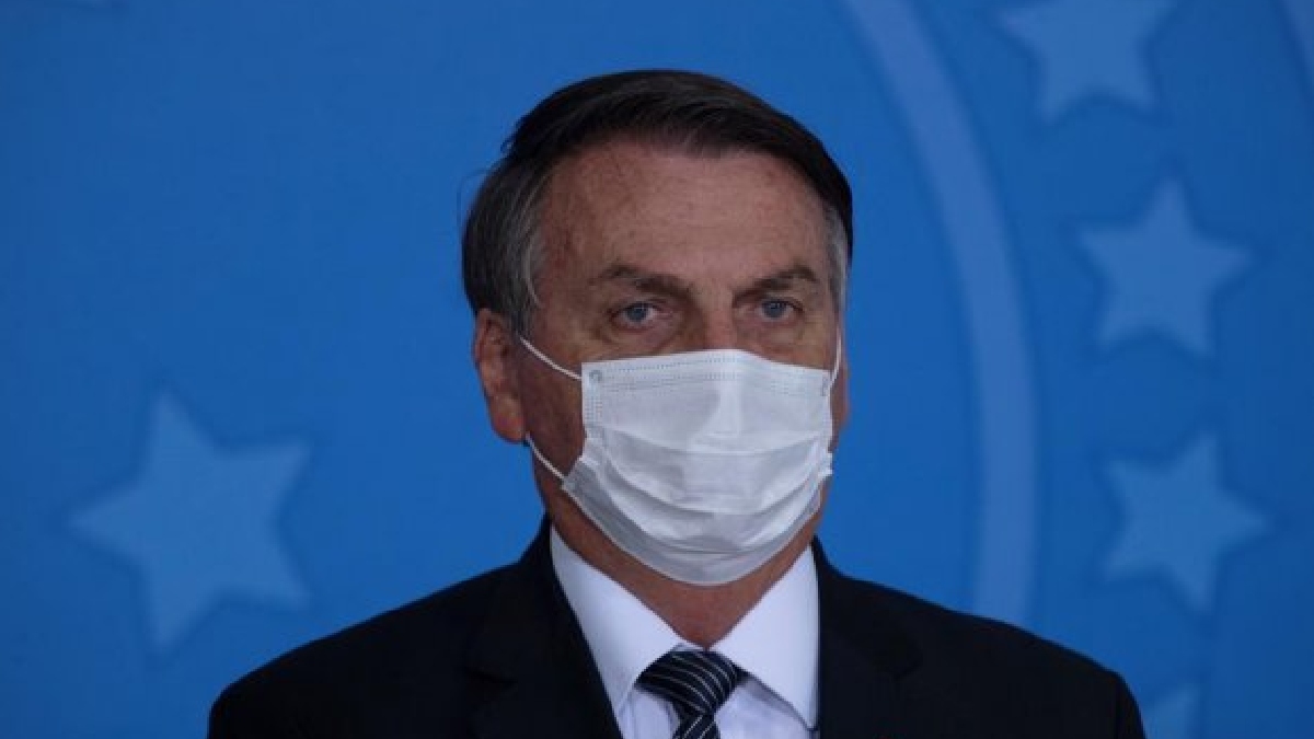Bolsonaro reitera que la demanda de tierras indígenas amenaza al campo brasileño