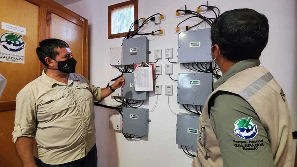 Los centros de crianza de tortugas fueron ampliados en Galápagos