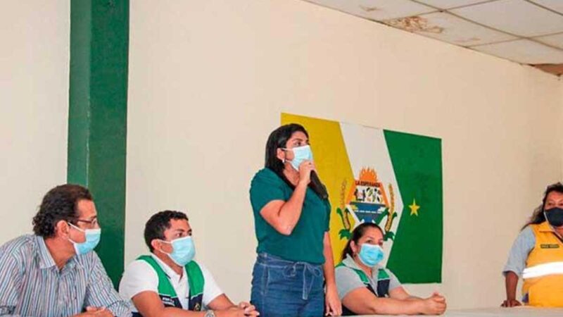 Prefectura promueve charla sobre los beneficios del uso de plantas medicinales
