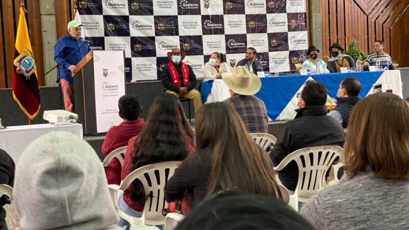 Productores agropecuarios participan en encuentro con el Ministro de Agricultura y Ganadería
