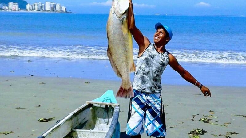 “Festival Anzuelo de Plata” promoverá el desarrollo productivo de la pesca artesanal del cantón Sucre