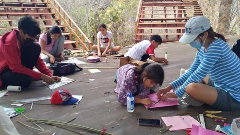 En el mes de las aves, los niños aprenden mientras se divierten