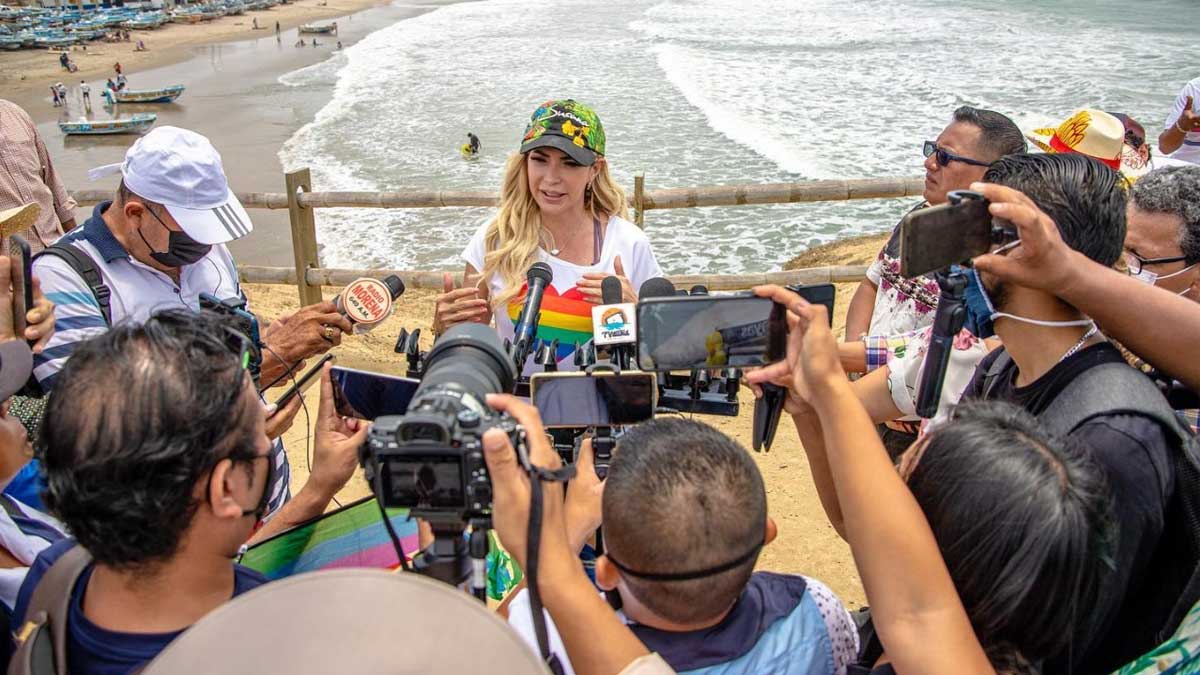 Se dio inicio a la Escuela de Surf y a la Escuela de Batucada en Engabao