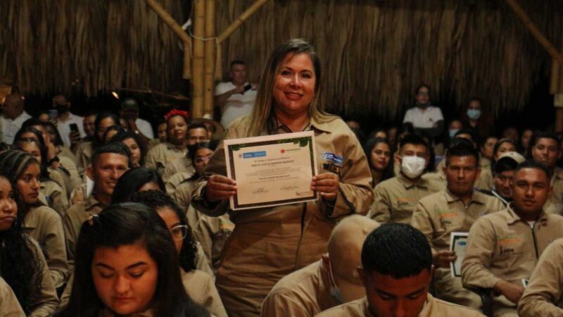 Con recursos de ‘El Campo Emprende’ se graduaron 147 jóvenes y mujeres rurales como Técnicos Laborales Agropecuarios