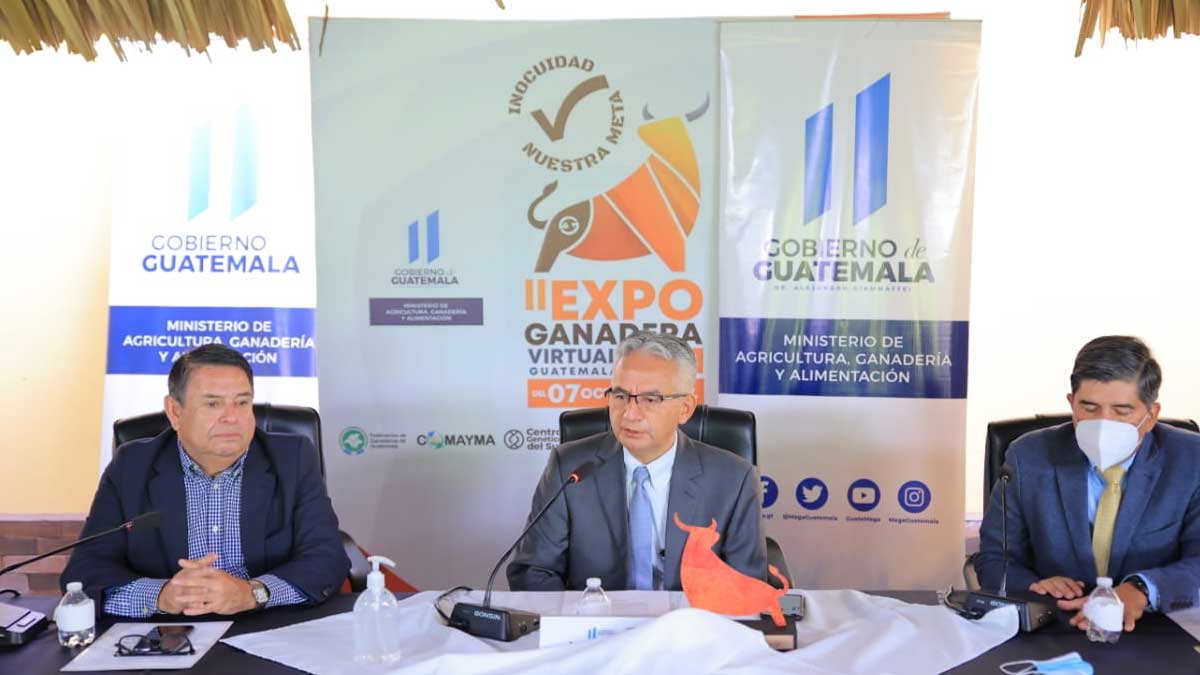 MAGA fortalece apoyo a sector ganadero y reconoce labor