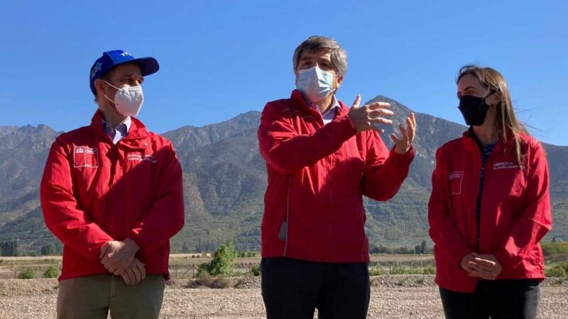 Ministra de Agricultura lideró comité de emergencia en la Provincia de Petorca y coordinó en terreno la entrega de ayudas en las zonas más afectadas por la sequía