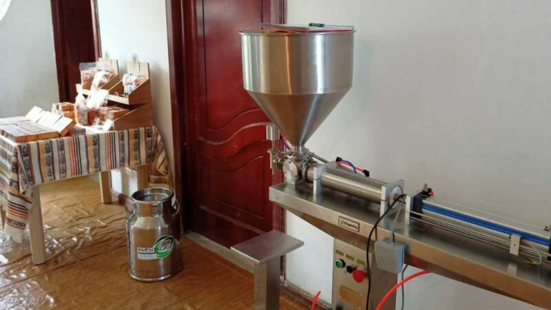 246.490,16 USD se invirtieron en proyecto de procesamiento de miel de abeja y productos de la colmena