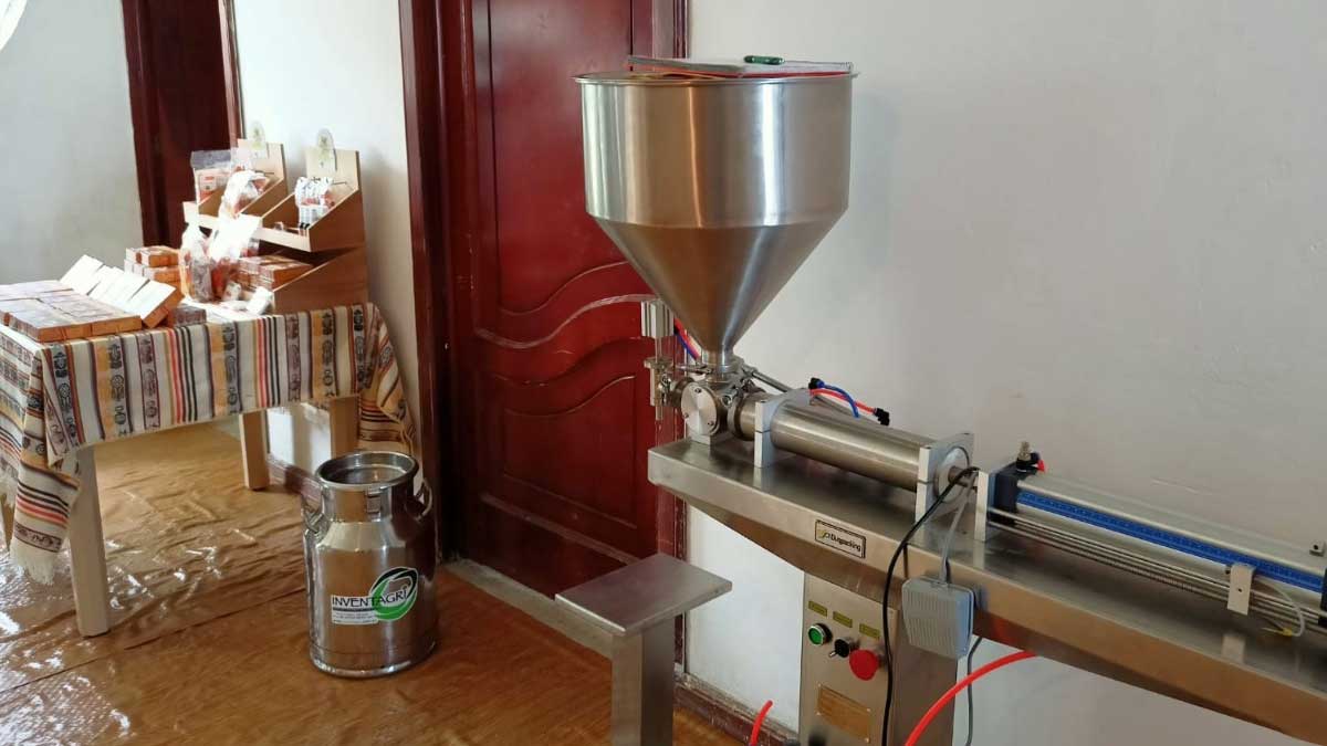 246.490,16 USD se invirtieron en proyecto de procesamiento de miel de abeja y productos de la colmena