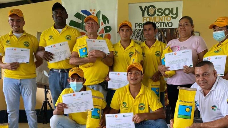 Culminan capacitaciones para producción agropecuaria en Muisne