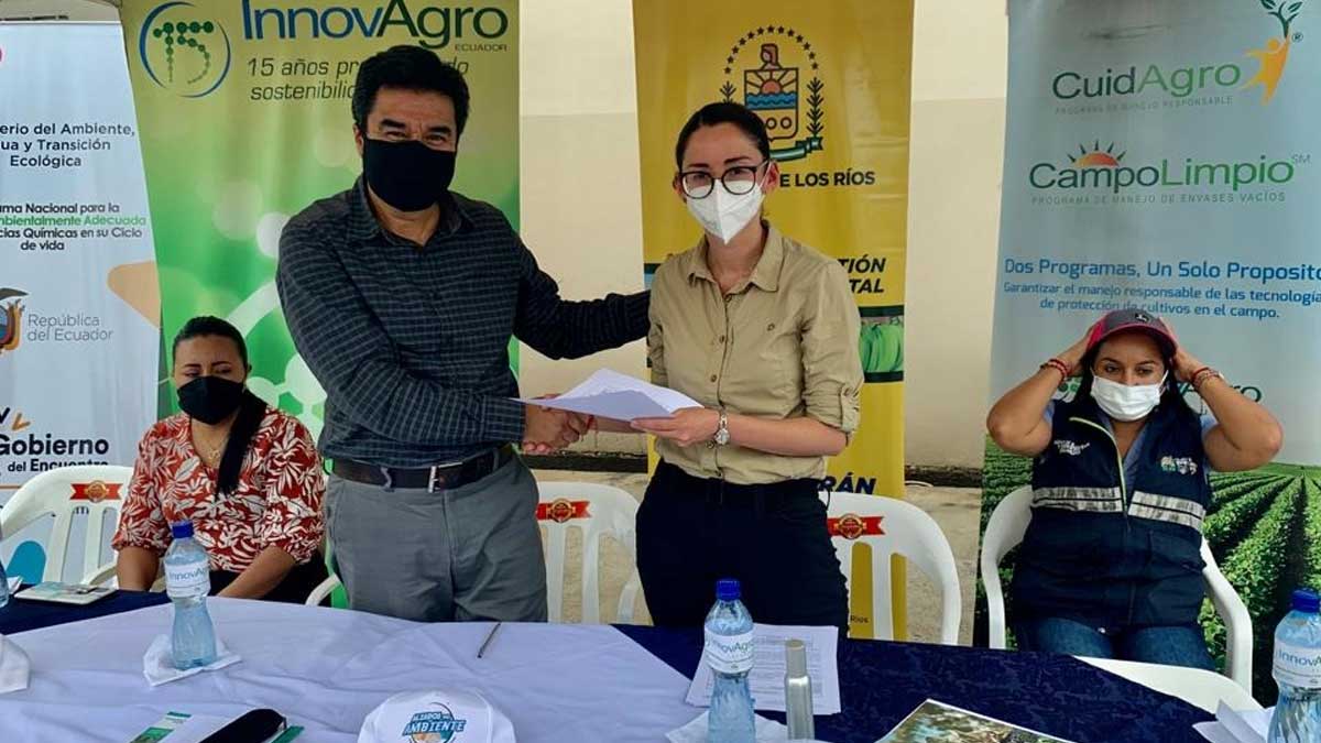 Ecuador promueve la eliminación adecuada de envases de plaguicidas