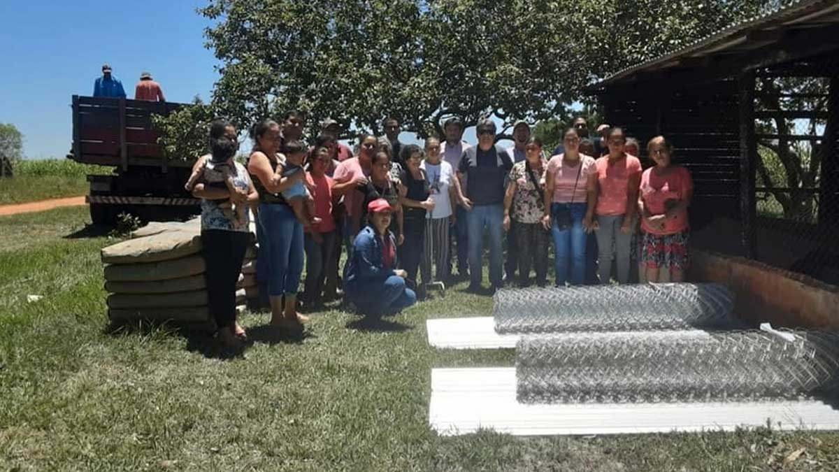 PRONAFOPE, entrega proyectos productivos en Cordillera