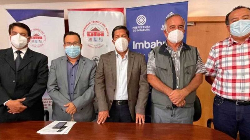 Prefectura y la UEmprende Ep trabajarán en proyecto que involucra a pequeños y medianos productores