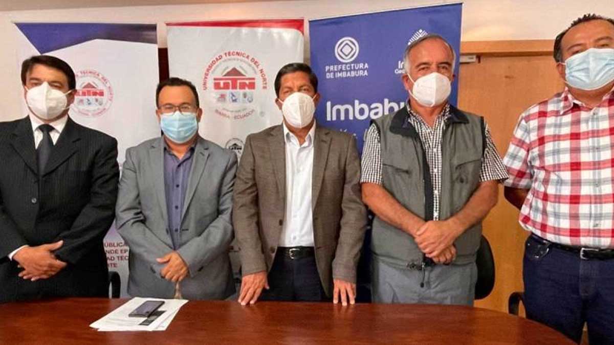 Prefectura y la UEmprende Ep trabajarán en proyecto que involucra a pequeños y medianos productores