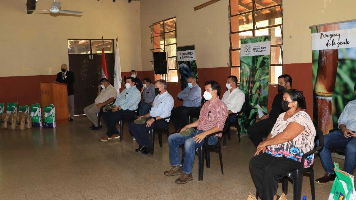 MAG entrega semillas para rubros de autoconsumo en Caazapá