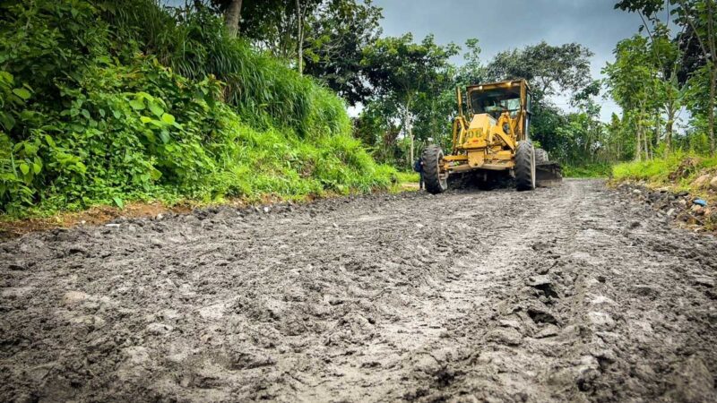 Renace la esperanza en Paraíso-Pita con el mejoramiento de la vía