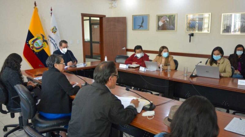 Ministerio fortalecerá la gestión ambiental e hídrica con las prefecturas del país