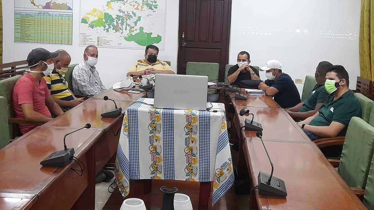 Especialistas cubanos y de FAO regional analizan herramientas informáticas en la gestión integral de la agricultura