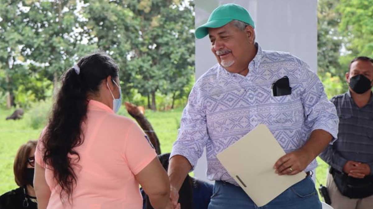 MAG entregará títulos de propiedad a productores azuayos