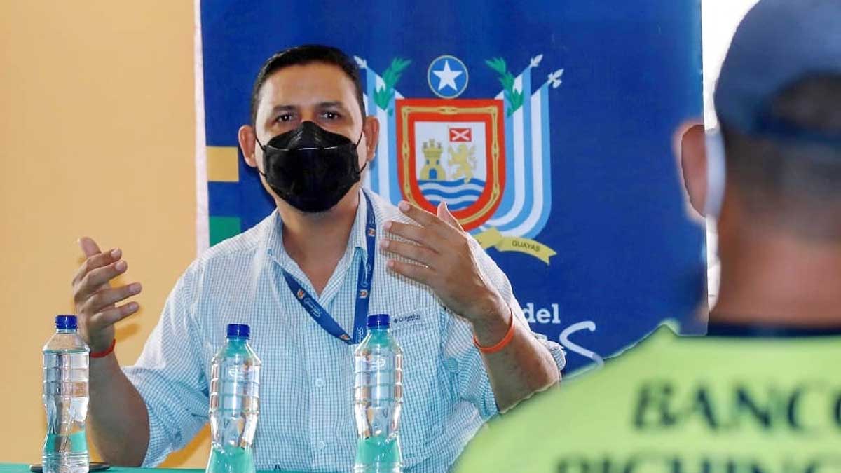 Prefectura trabaja en beneficio de los productores