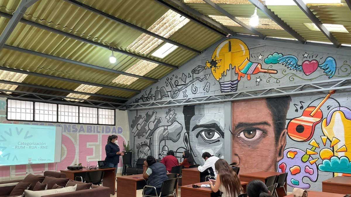 Promoción de emprendimientos agroindustriales continúa en el centro del país