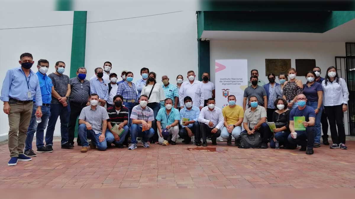 11 países visitan la estación experimental Litoral SUR