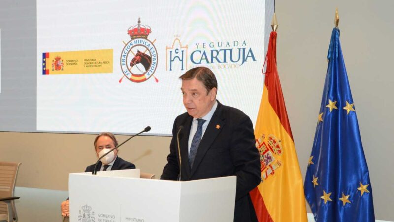 Luis Planas: “El sector ecuestre tiene un gran potencial de desarrollo en España”